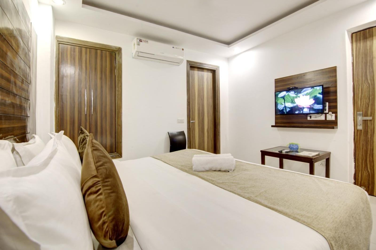 Hotel Devrana Delhi Airport New Delhi Eksteriør billede