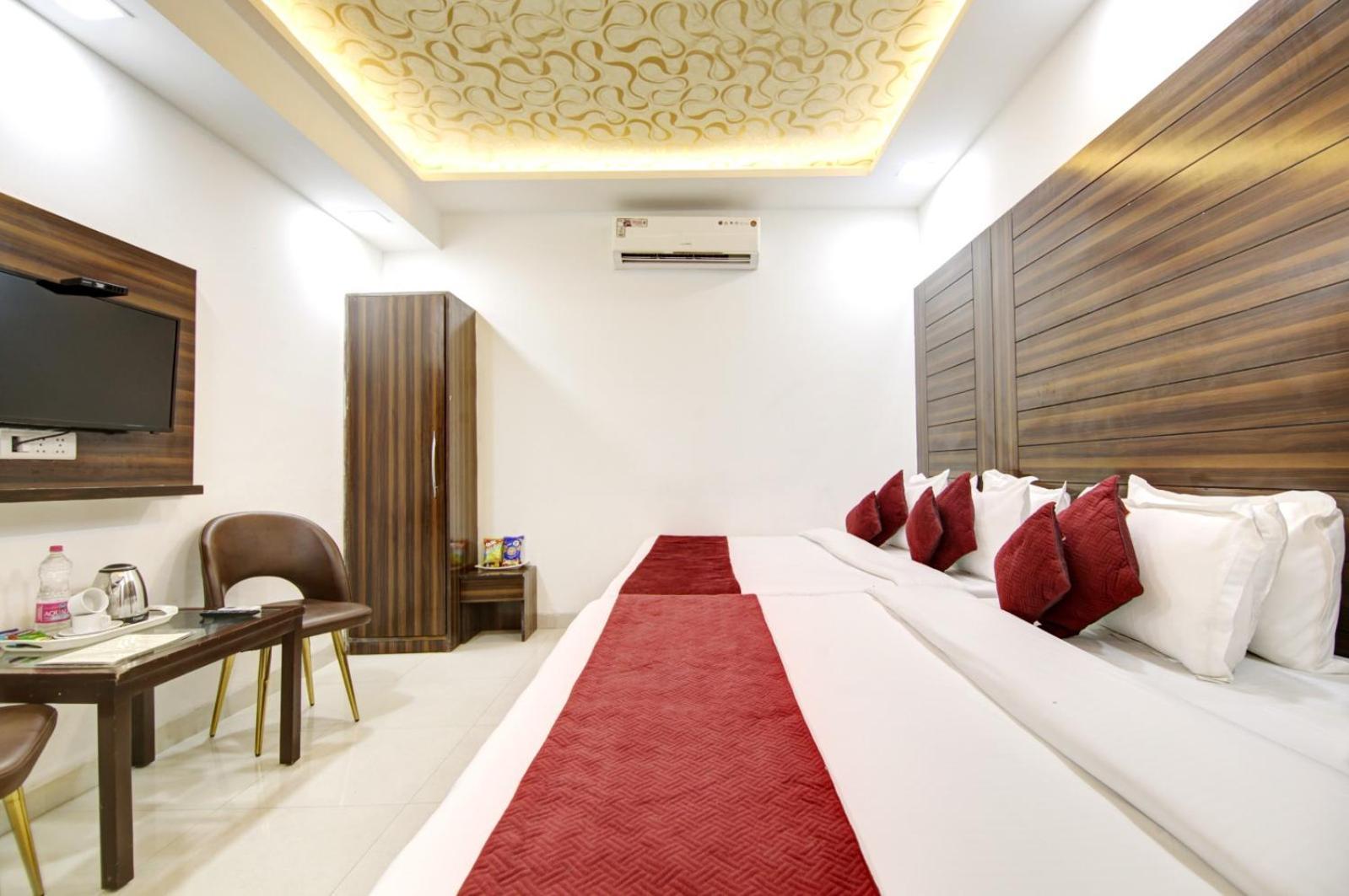 Hotel Devrana Delhi Airport New Delhi Eksteriør billede